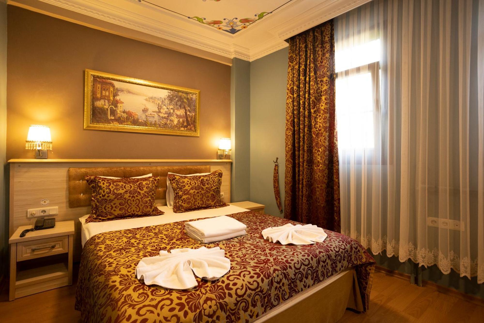 Tashkonak Studio Suites Стамбул Экстерьер фото