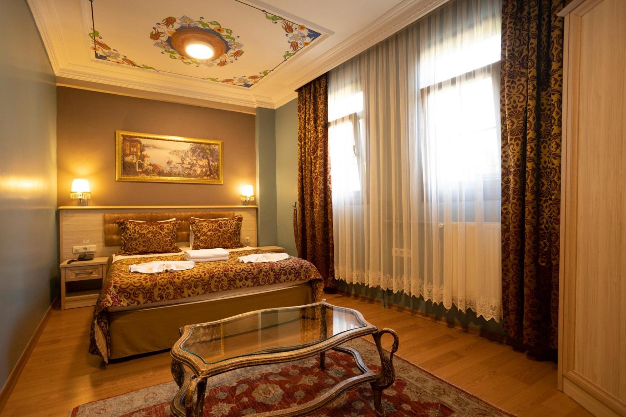 Tashkonak Studio Suites Стамбул Экстерьер фото