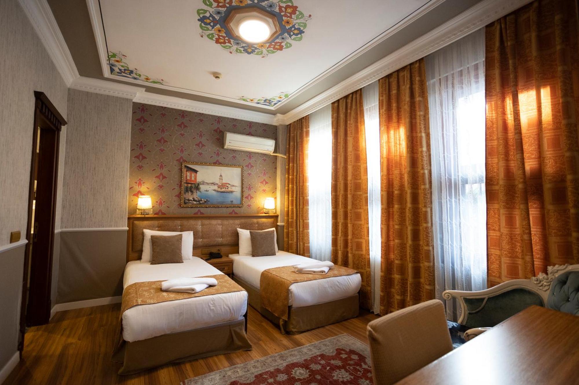 Tashkonak Studio Suites Стамбул Экстерьер фото