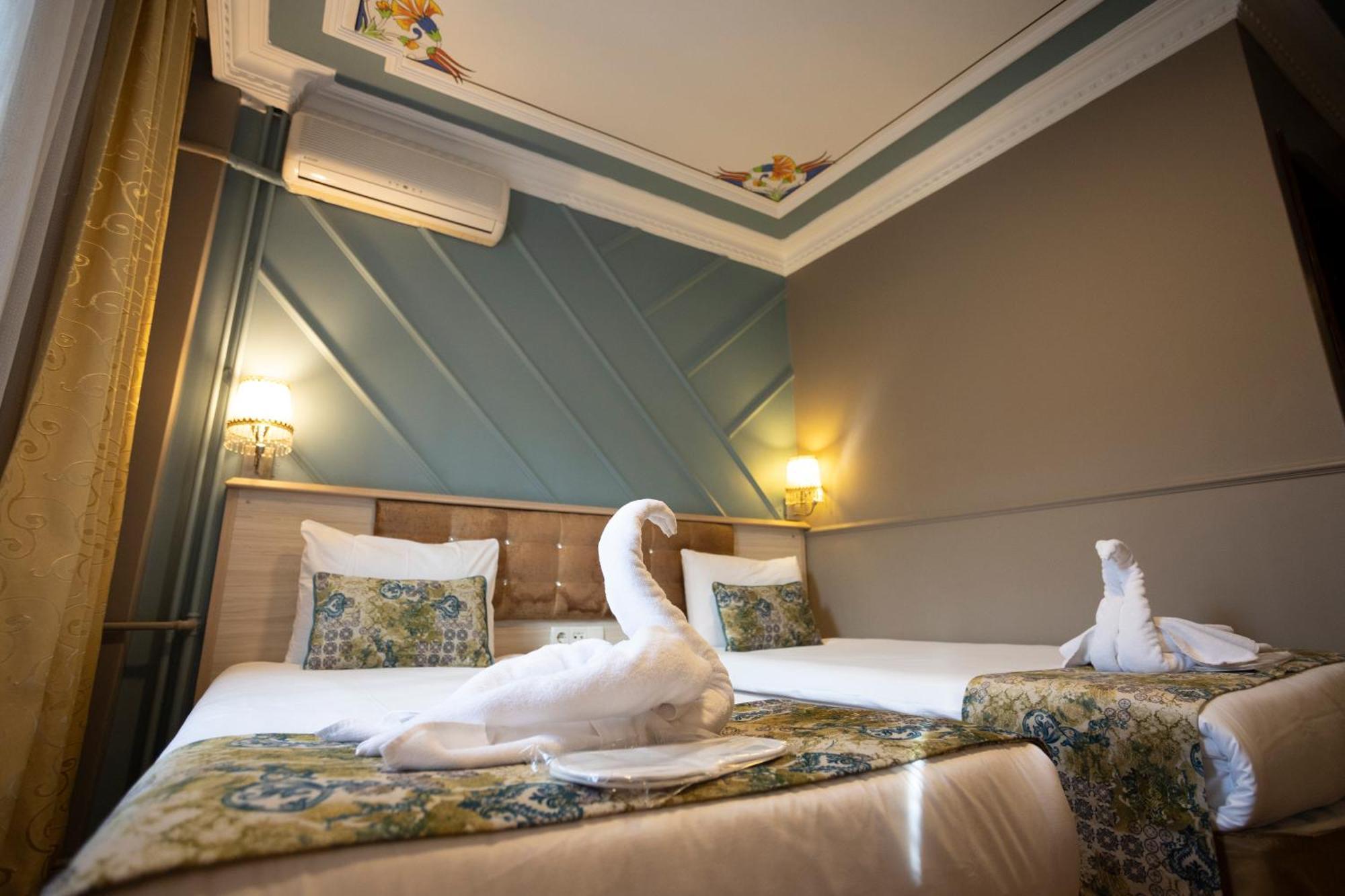 Tashkonak Studio Suites Стамбул Экстерьер фото