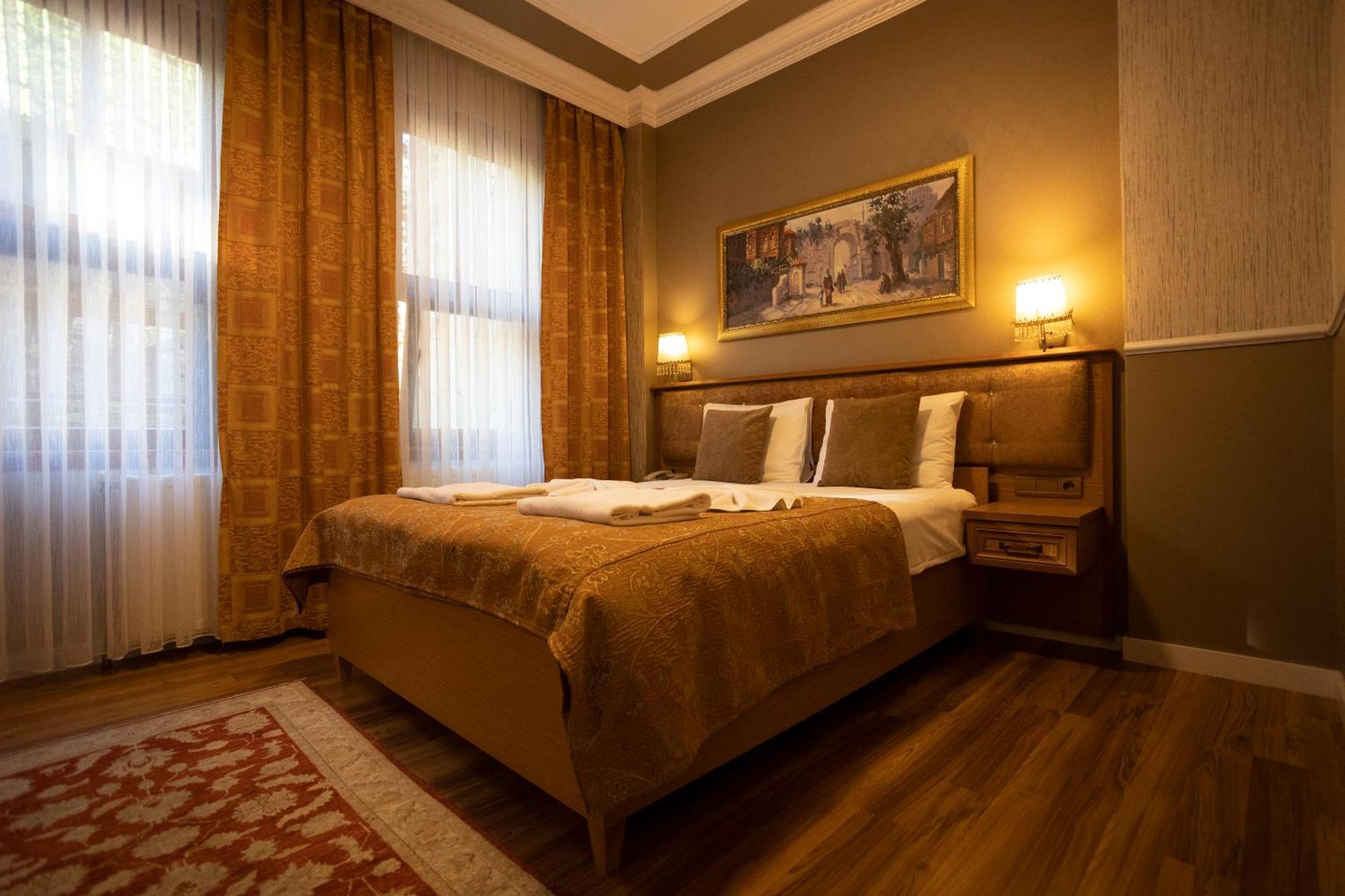 Tashkonak Studio Suites Стамбул Экстерьер фото