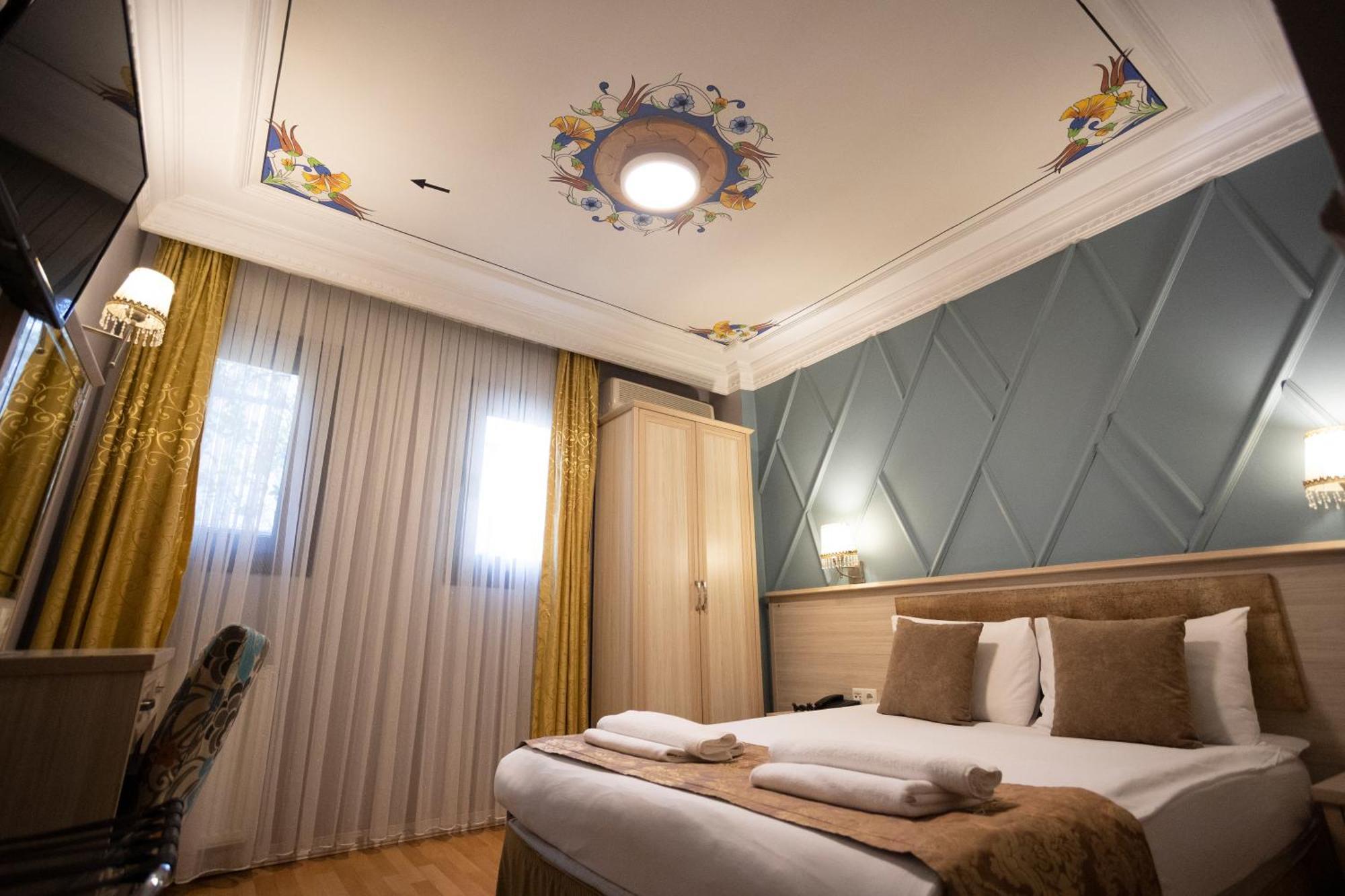 Tashkonak Studio Suites Стамбул Экстерьер фото