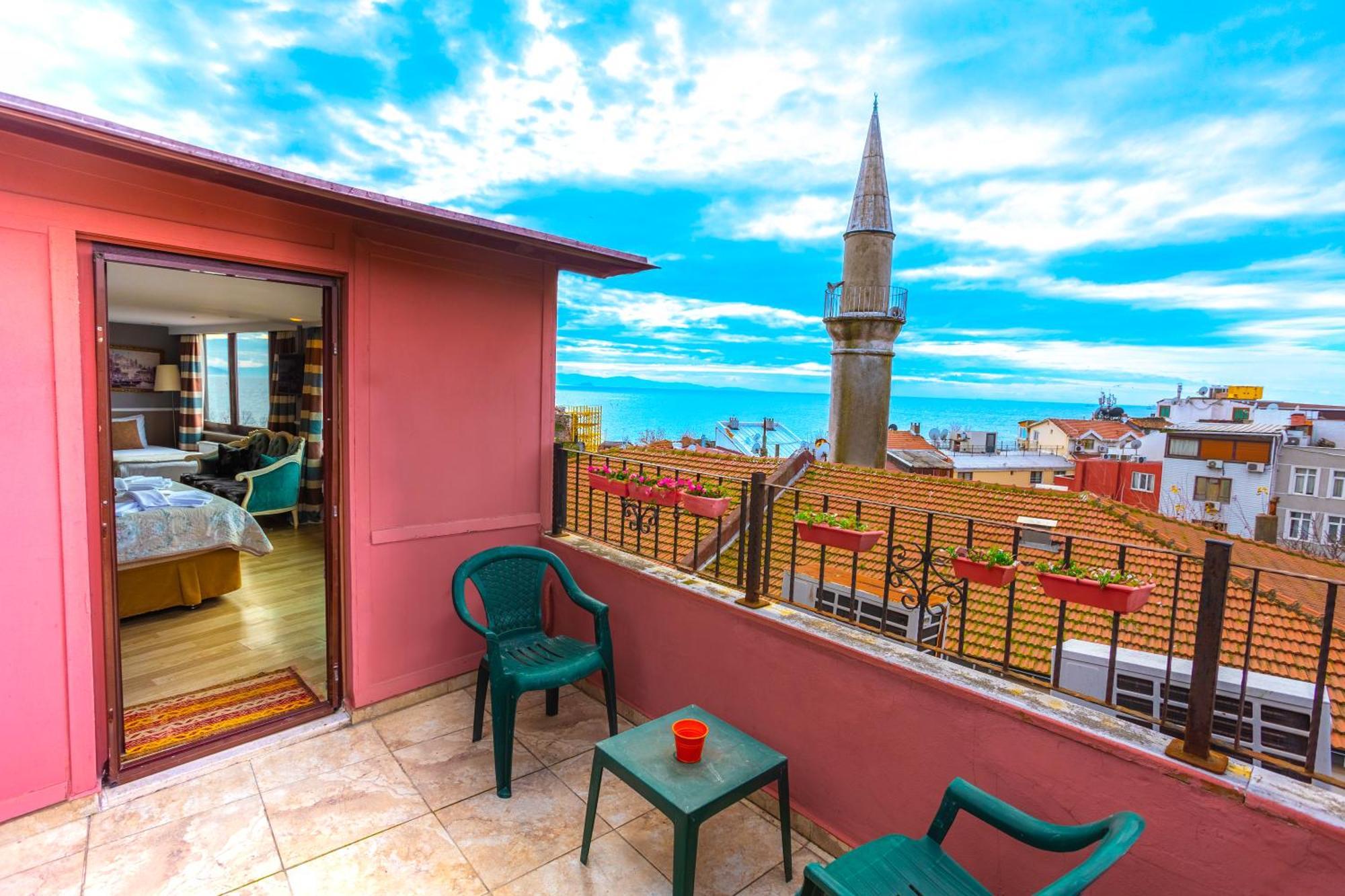 Tashkonak Studio Suites Стамбул Экстерьер фото